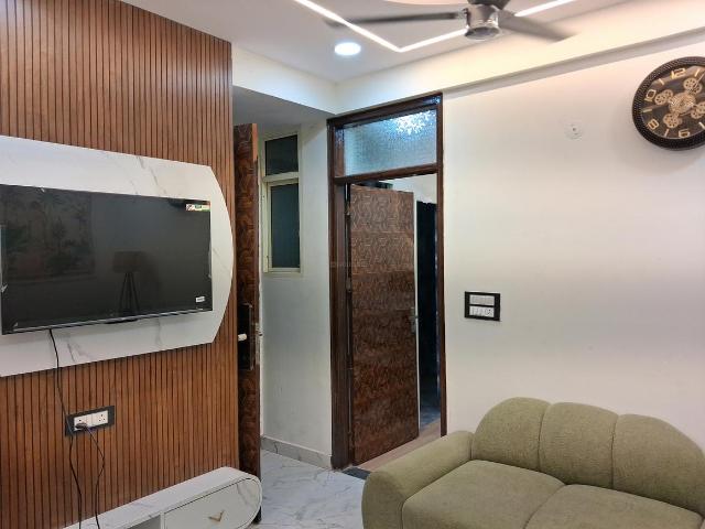 2 BHK Apartment in Sector 49 for resale Noida. The reference number is 20523326