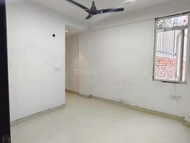 2 BHK Apartment in Sector 49 for resale Noida. The reference number is 20527139