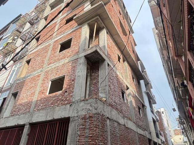 2 BHK Apartment in Sector 49 for resale Noida. The reference number is 20728988