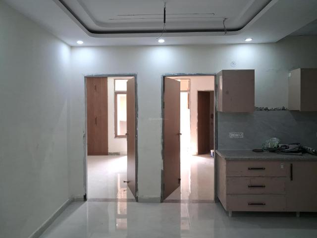 2 BHK Apartment in Sector 49 for resale Noida. The reference number is 20910775