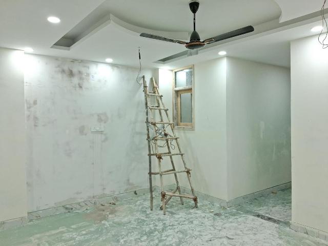 2 BHK Apartment in Sector 49 for resale Noida. The reference number is 20382409