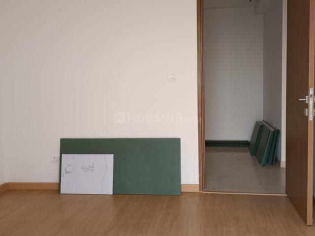 2 BHK Apartment in Sector 43 for rent Noida. The reference number is 20566867