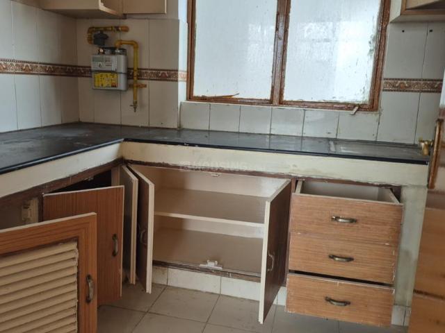 2 BHK Apartment in Sector 43 for rent Gurgaon. The reference number is 19409832