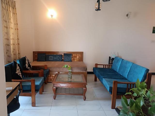 2 BHK Apartment in Sector 43 for rent Gurgaon. The reference number is 19076040