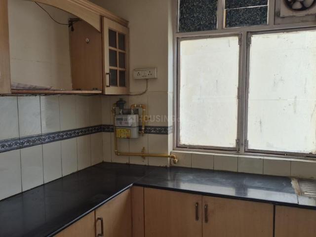 2 BHK Apartment in Sector 43 for rent Gurgaon. The reference number is 20135422