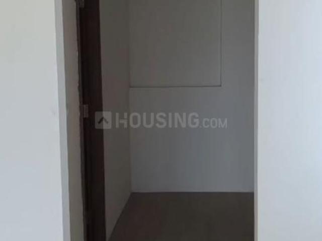 2 BHK Apartment in Sector 43 for resale Noida. The reference number is 20470115