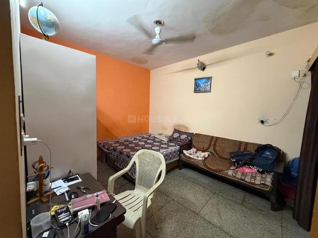 2 BHK Apartment in Sector 4 Dwarka for resale New Delhi. The reference number is 20557601