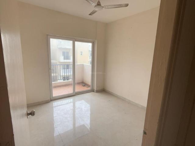 2 BHK Apartment in Sector 4 for rent Sohna. The reference number is 20614759