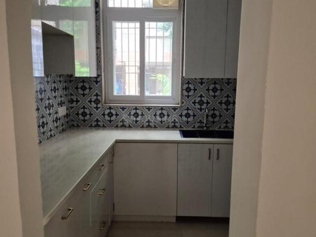 2 BHK Apartment in Sector 56 for rent Gurgaon. The reference number is 20398392