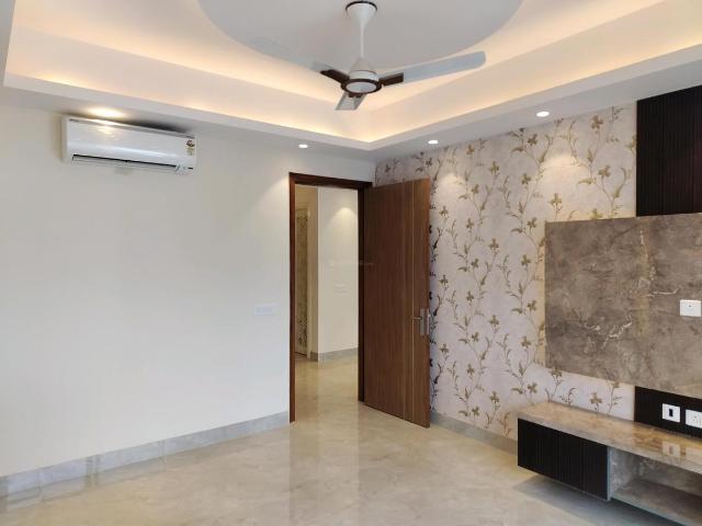 2 BHK Apartment in Sector 58 for rent Gurgaon. The reference number is 18835875