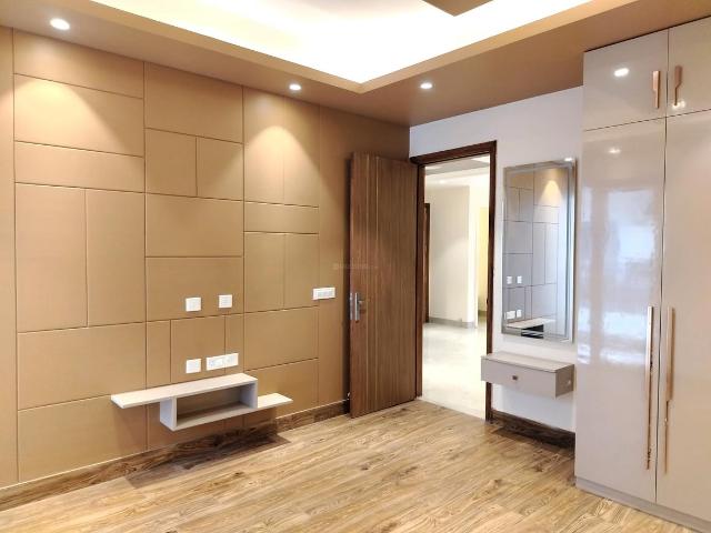 2 BHK Apartment in Sector 58 for resale Gurgaon. The reference number is 18837924