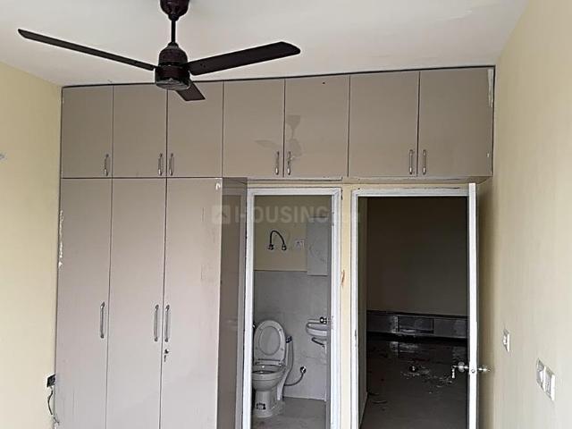 2 BHK Apartment in Sector 59 for rent Gurgaon. The reference number is 20107656