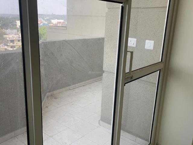 2 BHK Apartment in Sector 59 for rent Gurgaon. The reference number is 20223677