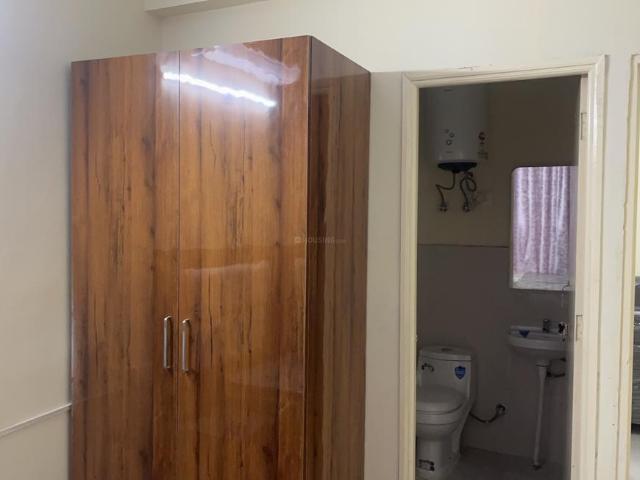 2 BHK Apartment in Sector 59 for rent Gurgaon. The reference number is 20340469