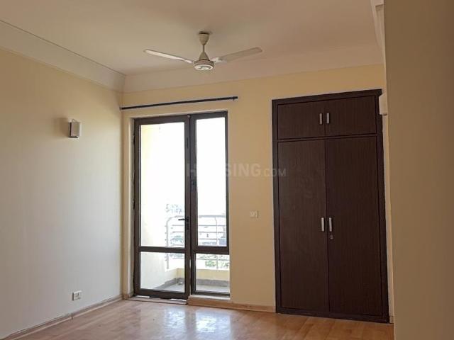 2 BHK Apartment in Sector 50 for rent Gurgaon. The reference number is 18785505