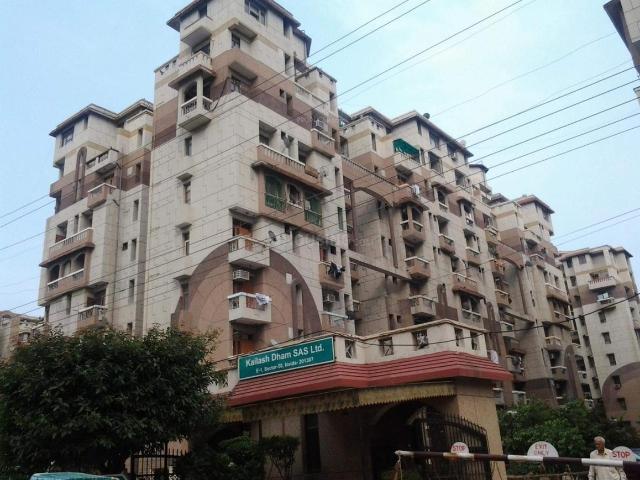 2 BHK Apartment in Sector 50 for resale Noida. The reference number is 20919828