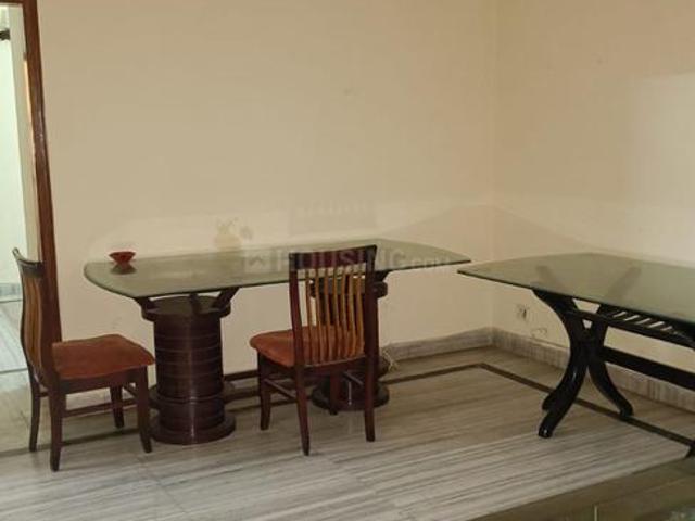 2 BHK Apartment in Sector 52 for rent Noida. The reference number is 20273966