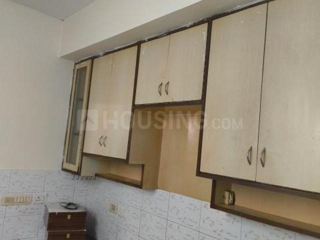 2 BHK Apartment in Sector 52 for rent Gurgaon. The reference number is 18576456