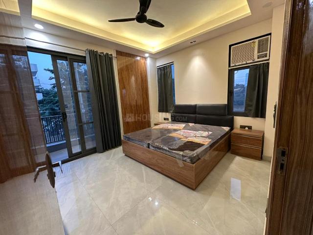2 BHK Apartment in Sector 52 for rent Gurgaon. The reference number is 20591010