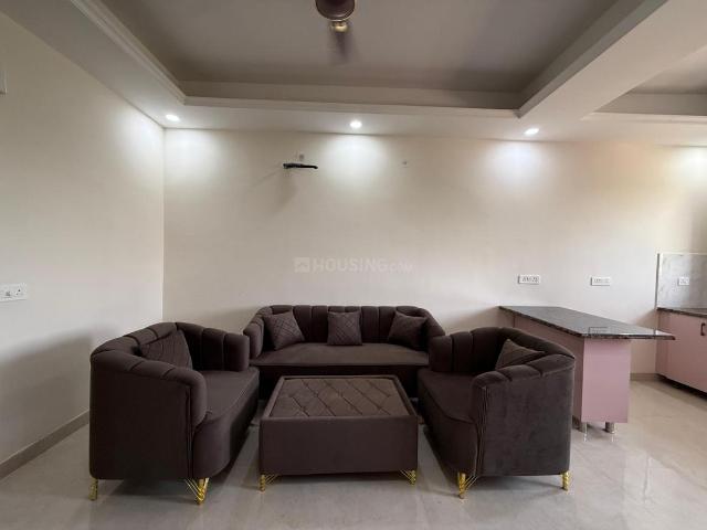 2 BHK Apartment in Sector 52 for rent Gurgaon. The reference number is 20128552