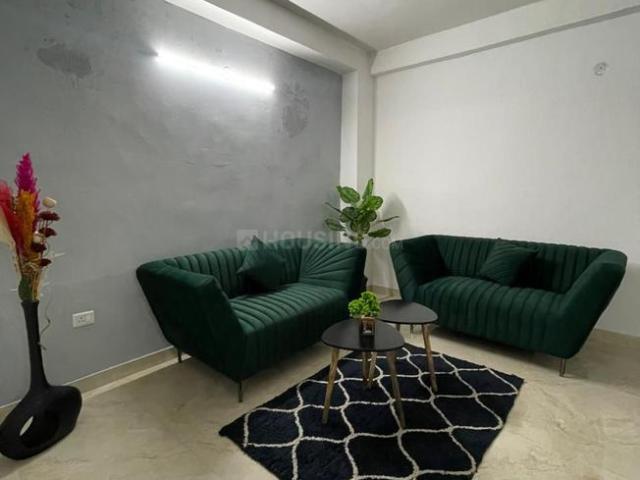 2 BHK Apartment in Sector 52 for rent Gurgaon. The reference number is 20213538