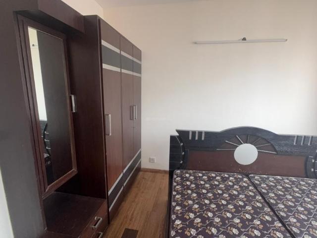 2 BHK Apartment in Sector 53 for rent Gurgaon. The reference number is 20877365