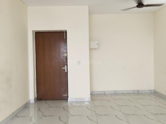 2 BHK Apartment in Sector 53 for rent Gurgaon. The reference number is 20158482