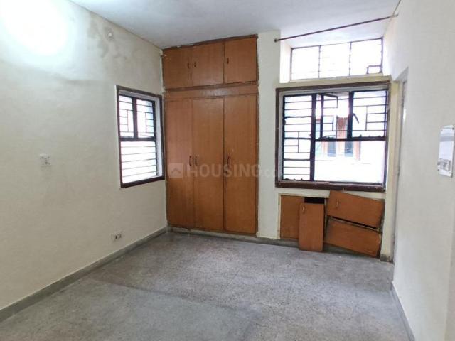 2 BHK Apartment in Sector 5 Dwarka for resale New Delhi. The reference number is 16559378
