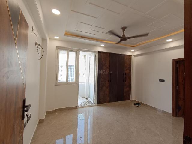 2 BHK Apartment in Sector 5 Dwarka for resale New Delhi. The reference number is 20765024