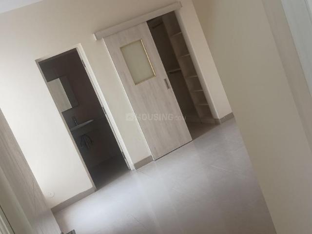 2 BHK Apartment in Sector 65 for rent Gurgaon. The reference number is 14301302
