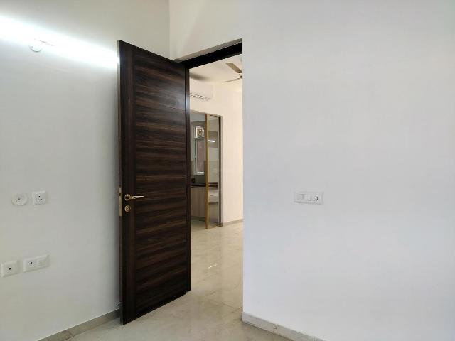 2 BHK Apartment in Sector 65 for rent Gurgaon. The reference number is 16113447