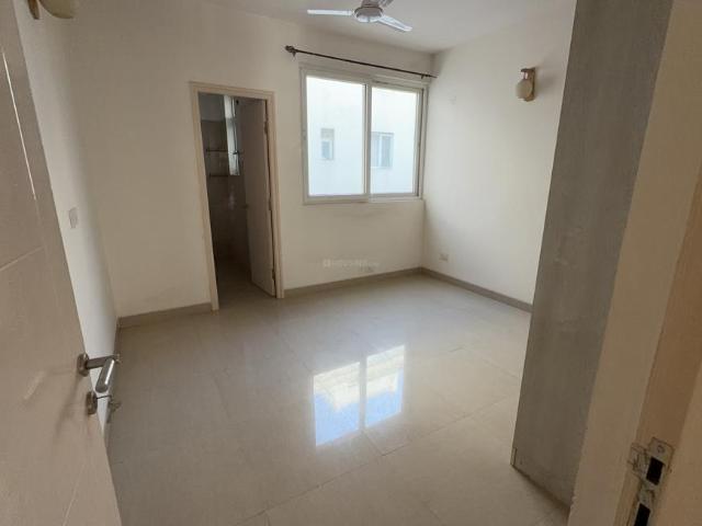 2 BHK Apartment in Sector 65 for rent Gurgaon. The reference number is 18225763