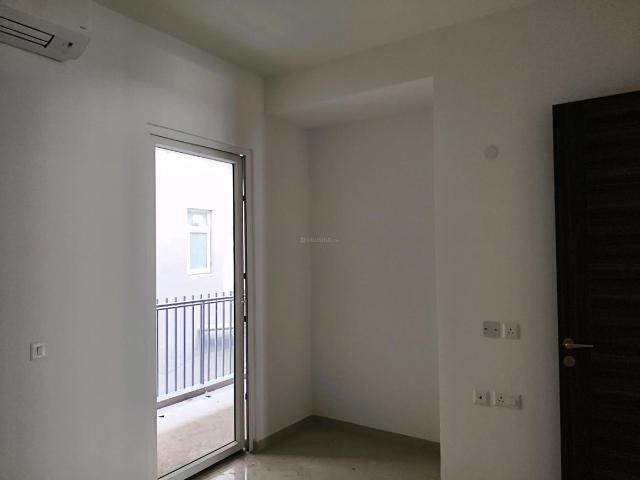 2 BHK Apartment in Sector 65 for rent Gurgaon. The reference number is 19823660
