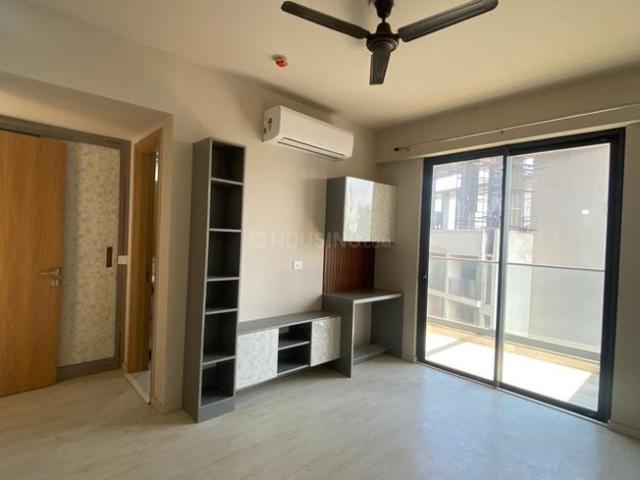 2 BHK Apartment in Sector 65 for rent Gurgaon. The reference number is 19971810