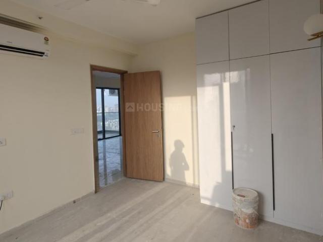 2 BHK Apartment in Sector 65 for rent Gurgaon. The reference number is 20018110