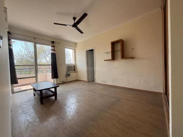 2 BHK Apartment in Sector 65 for rent Gurgaon. The reference number is 20049661