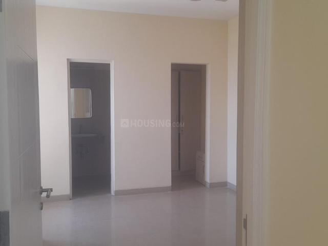 2 BHK Apartment in Sector 65 for rent Gurgaon. The reference number is 20151052