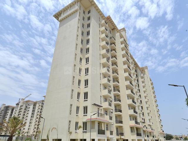 2 BHK Apartment in Sector 65 for resale Gurgaon. The reference number is 20000218
