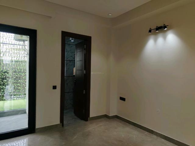 2 BHK Apartment in Sector 66 for rent Gurgaon. The reference number is 20277782