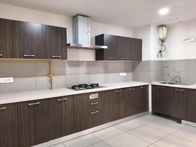 2 BHK Apartment in Sector 67 for rent Gurgaon. The reference number is 16861968