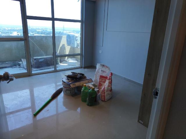 2 BHK Apartment in Sector 67 for rent Gurgaon. The reference number is 19947417