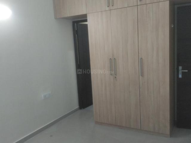 2 BHK Apartment in Sector 67 for rent Gurgaon. The reference number is 19950233
