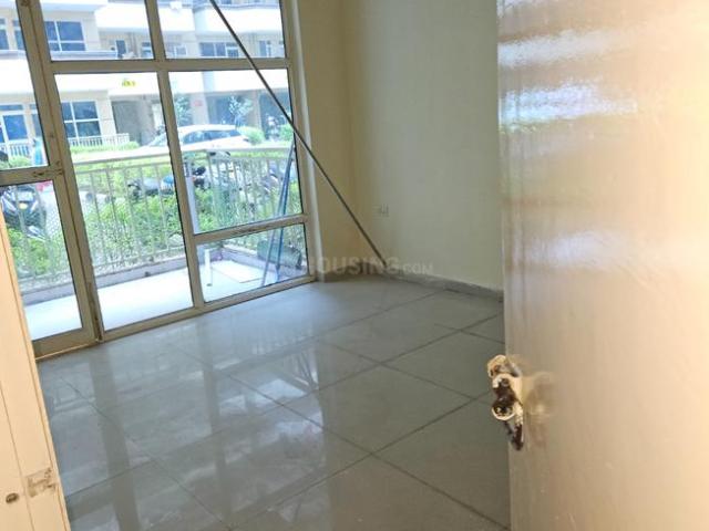 2 BHK Apartment in Sector 67 for rent Gurgaon. The reference number is 19105365
