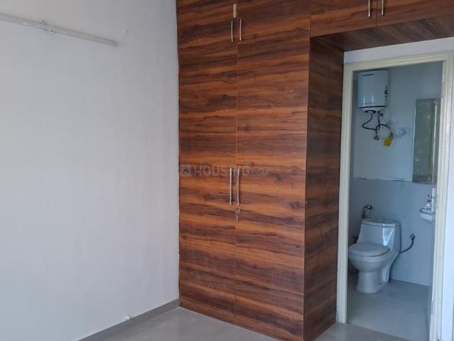 2 BHK Apartment in Sector 67 for rent Gurgaon. The reference number is 20433876