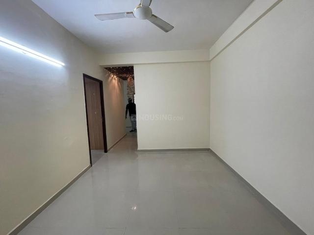2 BHK Apartment in Sector 67 for rent Gurgaon. The reference number is 20076982