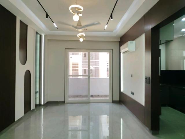 2 BHK Apartment in Sector 67 for rent Gurgaon. The reference number is 20276587