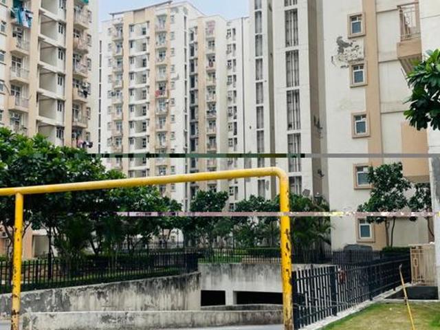 2 BHK Apartment in Sector 67 for rent Gurgaon. The reference number is 20282983