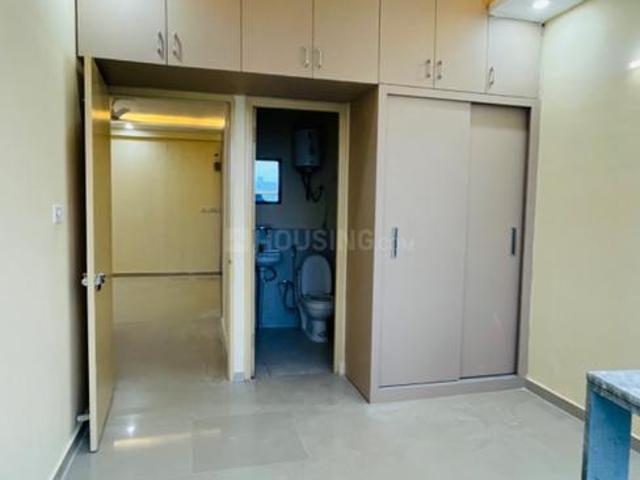 2 BHK Apartment in Sector 67 for rent Gurgaon. The reference number is 20283095