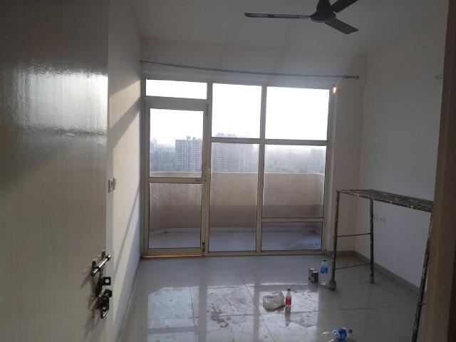 2 BHK Apartment in Sector 67 for rent Gurgaon. The reference number is 20391372