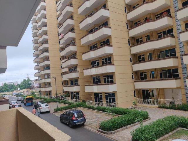 2 BHK Apartment in Sector 67 for resale Gurgaon. The reference number is 19935459